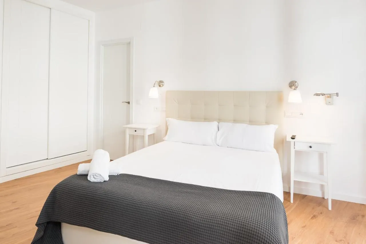 Urbe10 Plaza de la Constitucion 1 Bedroom Apartment Málaga