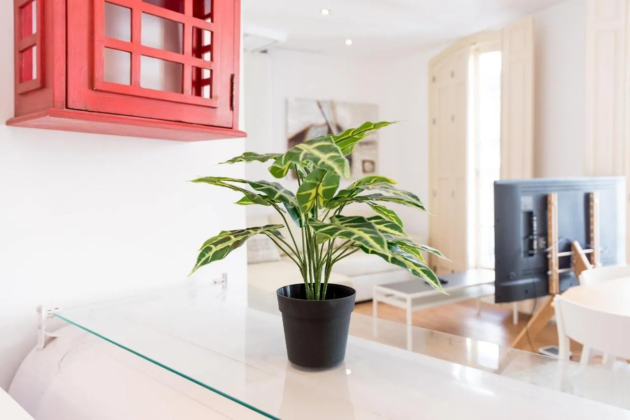 Urbe10 Plaza De La Constitucion 1 Bedroom Apartment Málaga 0*,  Spanyolország